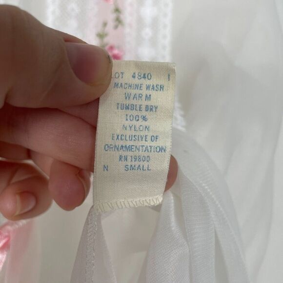 Vintage White Sheer Nightgown with Pink Floral Embroidered Embellishments Sz: S - Picture 9 of 9